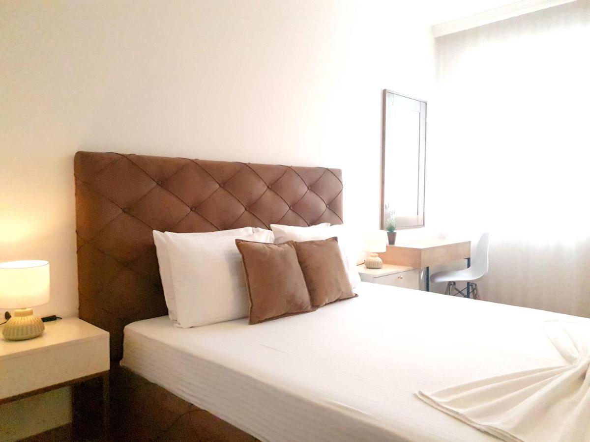 Lacasa Apartments & Restaurant 울친 외부 사진